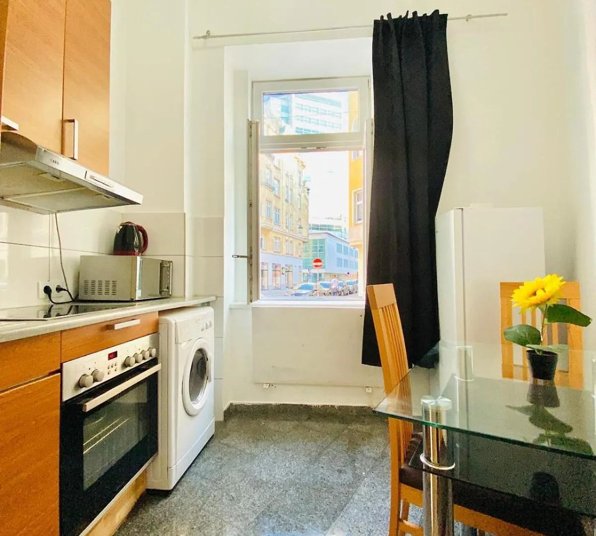 Apartment Astonishing 1 Bedroom Apt. Near Danube River Vienna