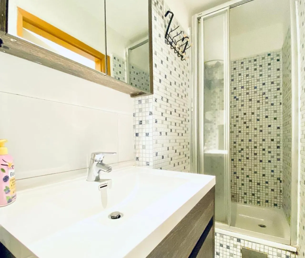 Astonishing 1 Bedroom Apt. Near Danube River Vienna